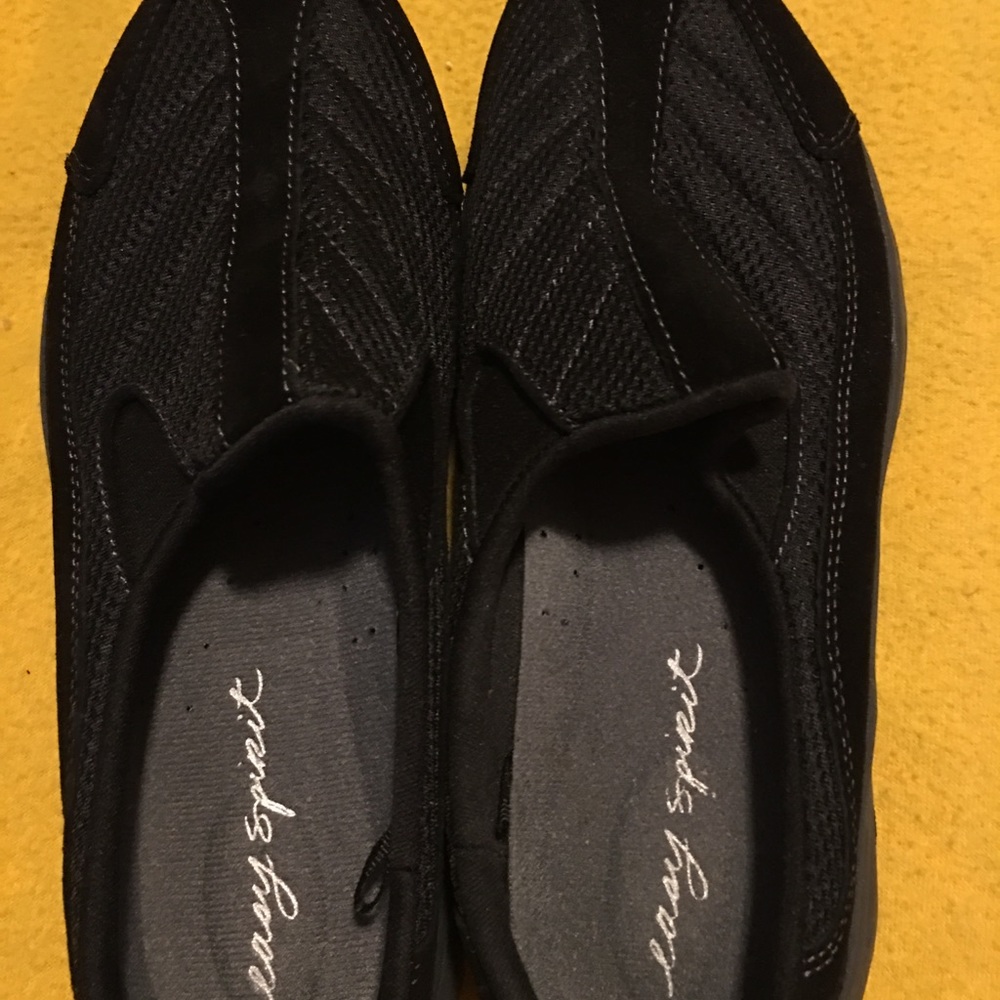 💥Price dropped💥 New Easy Spirit size 7 shoes